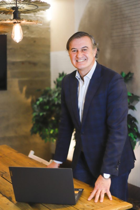 Jose Antonio Royon vertical (1)